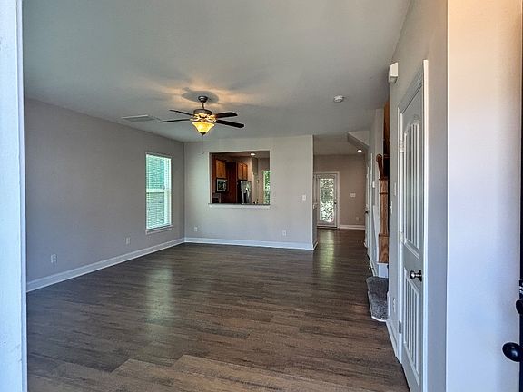 4th image of 102 Harvest Oaks Ln Unit 46