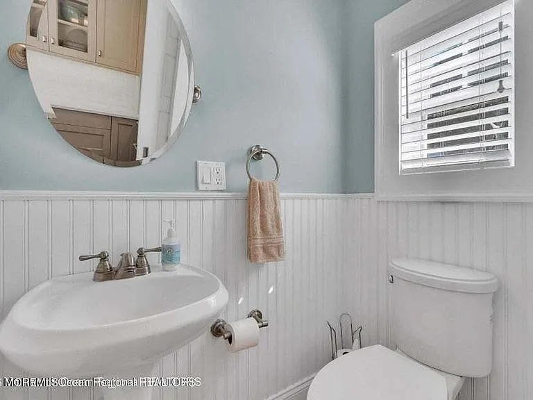 321 14th Ave — Photo 14