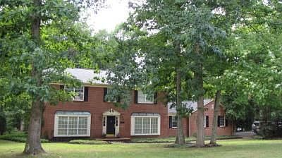 1st image of 203 Brookwood Ln