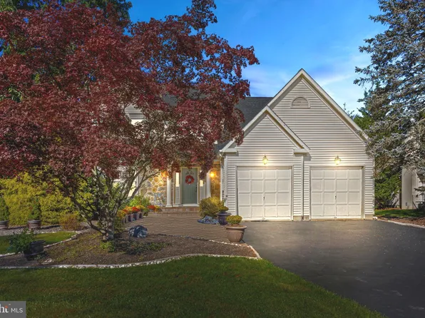 20 Brians Way, Princeton Junction, NJ 08550