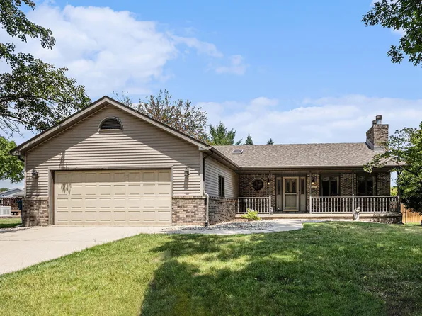 506 Gard Ln, Schererville, IN 46375