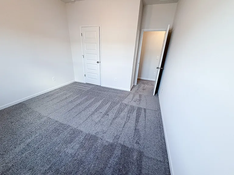 1017 Stiles Ct — Photo 15