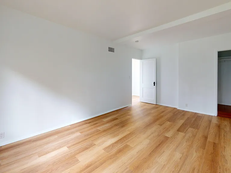 Parkmerced Apartments — Photo 129
