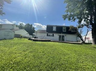 480 Woodlake Rd, Virginia Beach, VA 23452