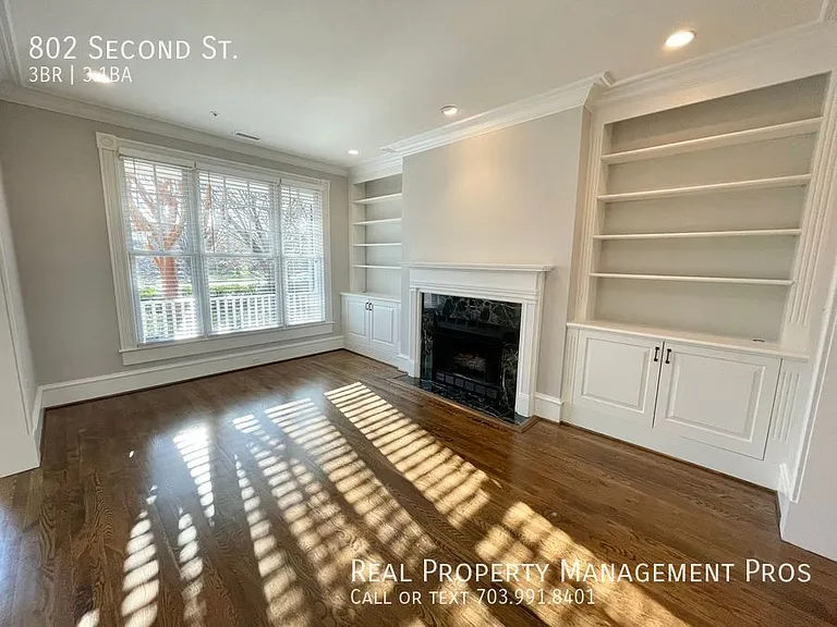 802 2nd St — Photo 10