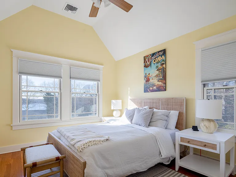 1600 Westview Dr — Photo 18