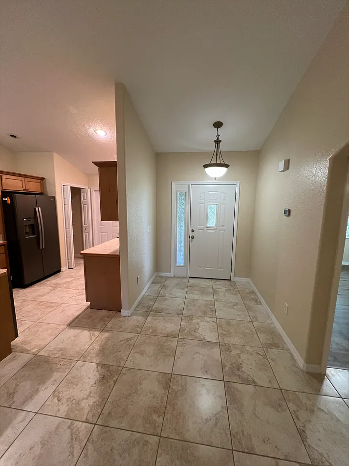 2 bed, 1603 sqft, $1,650 — Photo 2