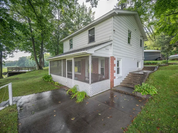 1411 Hughes Dr, Beaverton, MI 48612