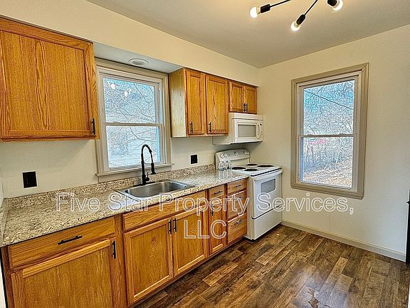 4th image of 1503 E Carpenter St
