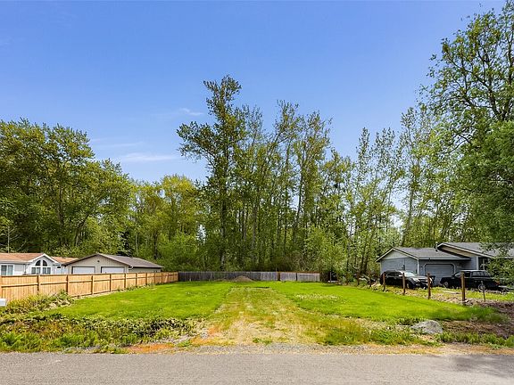 3rd image of 7050 Helweg Lane