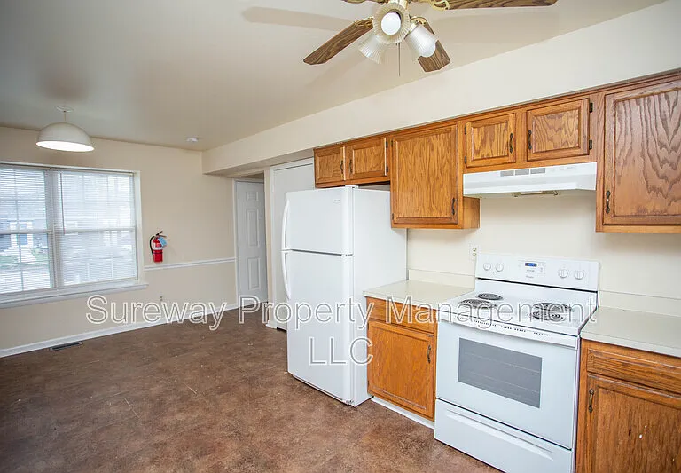 5729 Irving Ave — Photo 12