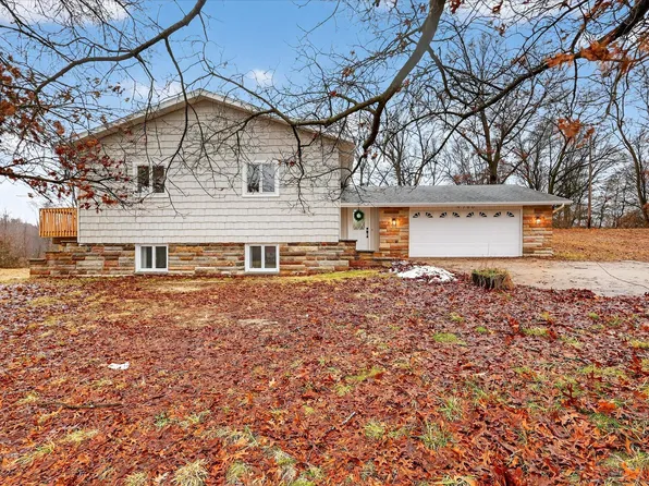 9780 Courtland Dr NE, Rockford, MI 49341