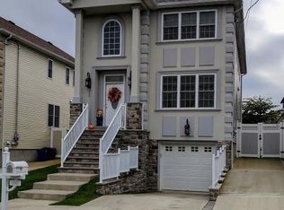 292 Loretto St, Staten island, NY 10307