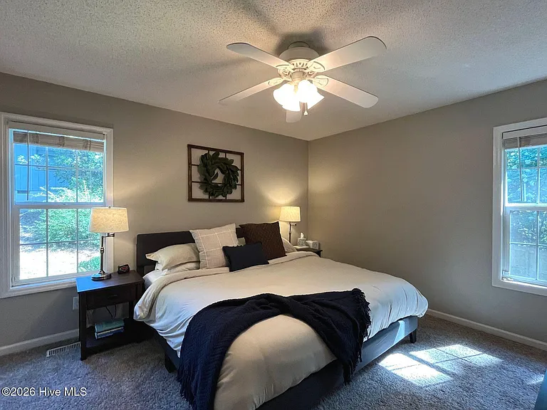 2400 Longleaf Dr W — Photo 14