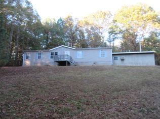 235 Nanney Rd, Paris, TN 38242
