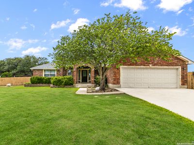 102 Westhaven, Floresville, TX, 78114