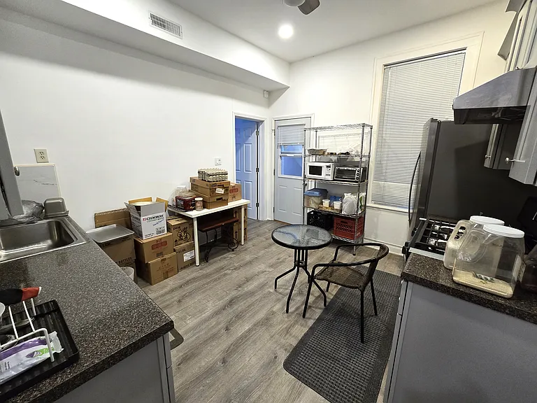 3027 S Princeton Ave #2 — Photo 9