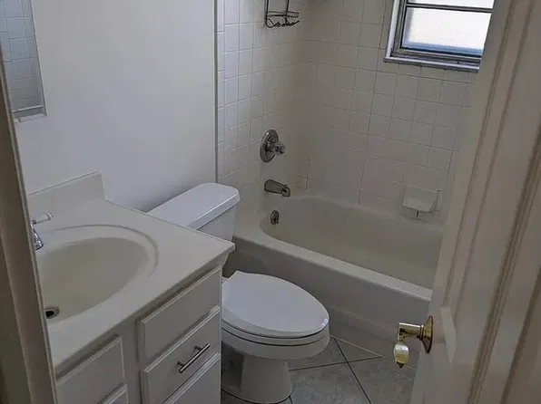 6104 Hillside Ave #2, Indianapolis, IN 46220