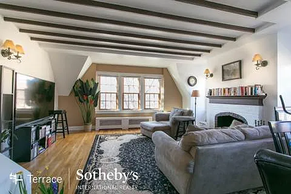Rented by Terrace Sotheby's International Realty | media 33