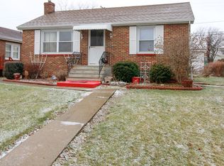 1705 Cora St, Crest Hill, IL 60403