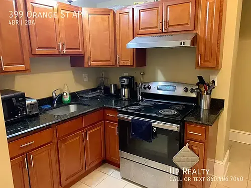 399 Orange St Photo 1