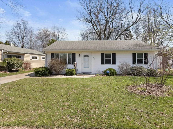 4214 Brookton Dr, South Bend, IN 46614