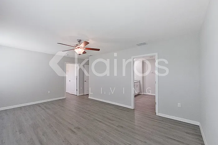 8740 SW 43rd Ter — Photo 18