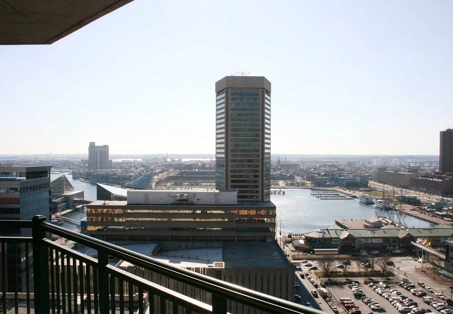 2 bed, 1044 sqft, $2,350 — Photo 2