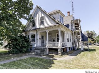 1061 N 1st St, Springfield, IL 62702