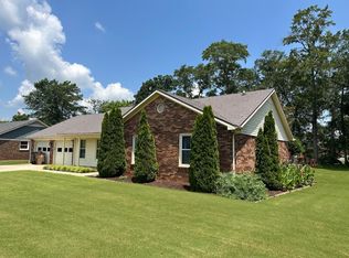 2302 Auburn Dr SW, Decatur, AL 35603