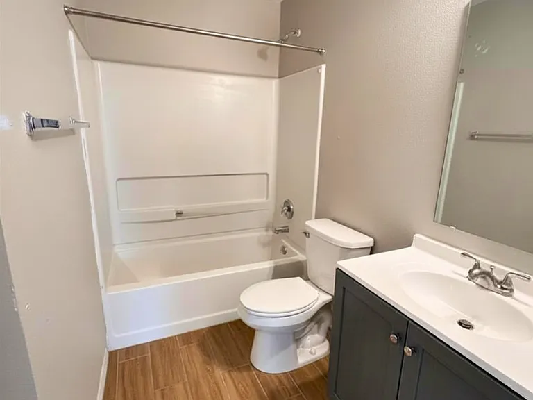 2219 Summer Breeze Way — Photo 16