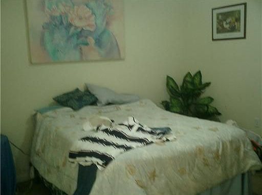 5th image of 1718 Urquhart St