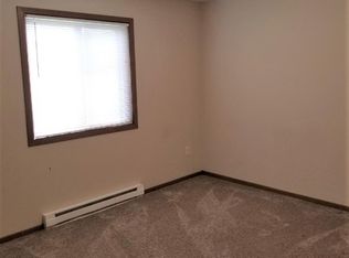 2204 Hanley Rd APT 7, Hudson, WI 54016