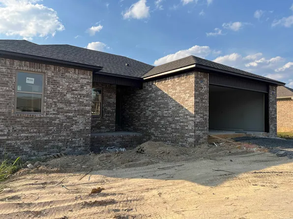 601 Macy Ln, Beebe, AR 72012