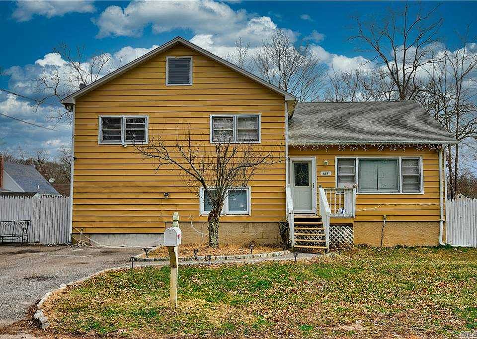 1st image of 151 Washington Dr