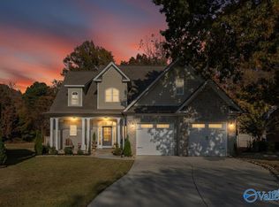22274 Merlot Dr, Athens, AL 35613