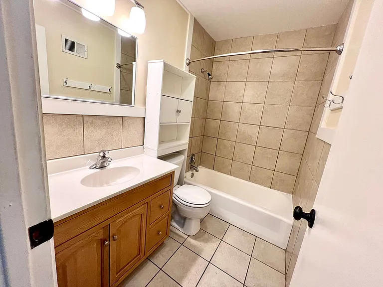 700 Ratone St — Photo 10