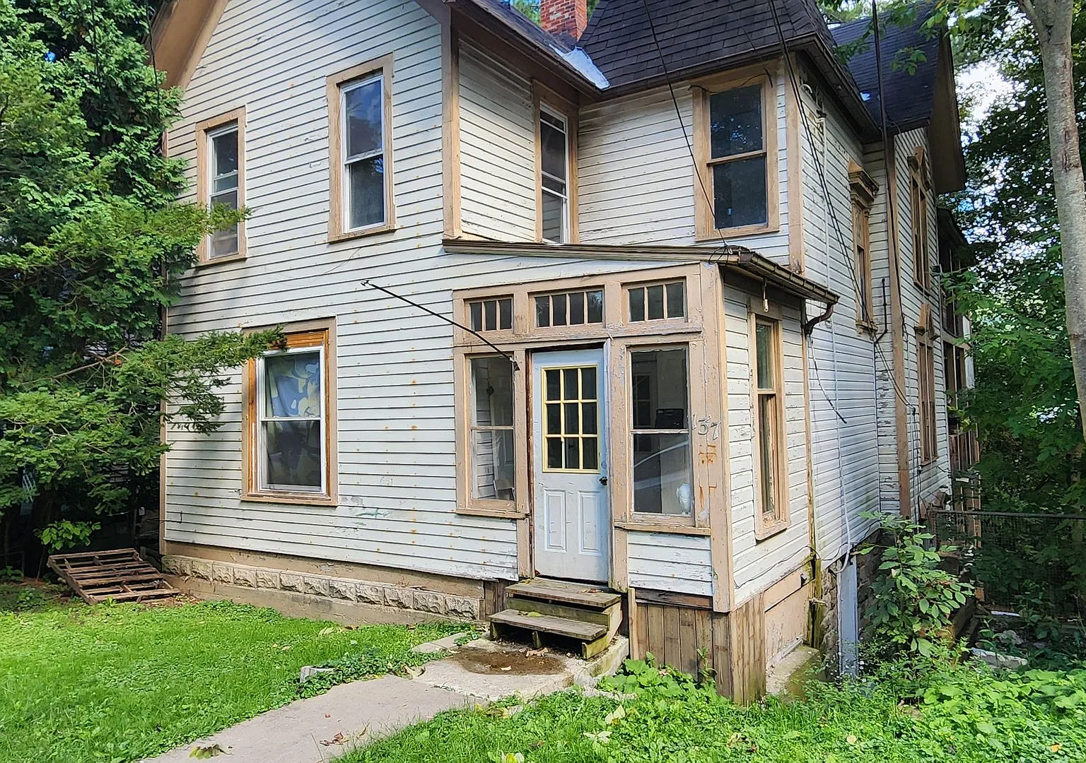 137 South Avenue, Bradford PA 16701 — Photo 1