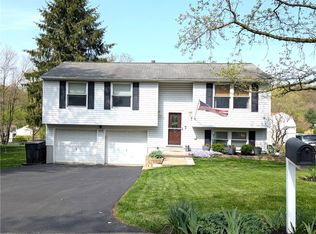 416 Deerfield Dr, Cranberry Township, PA 16066