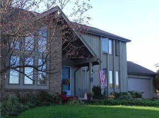 3 Chancery Ln, Rochester, NY 14625