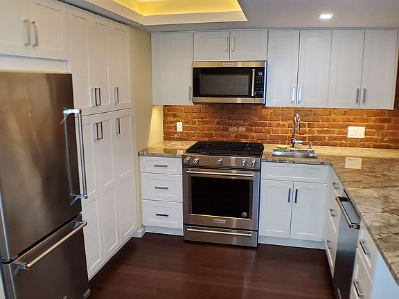 3rd image of 114 W 127th St #1