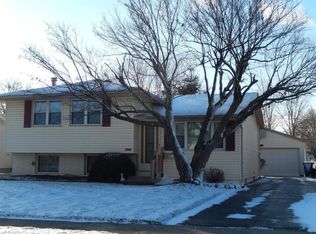 1705 Brookfield Sq S, Columbus, OH