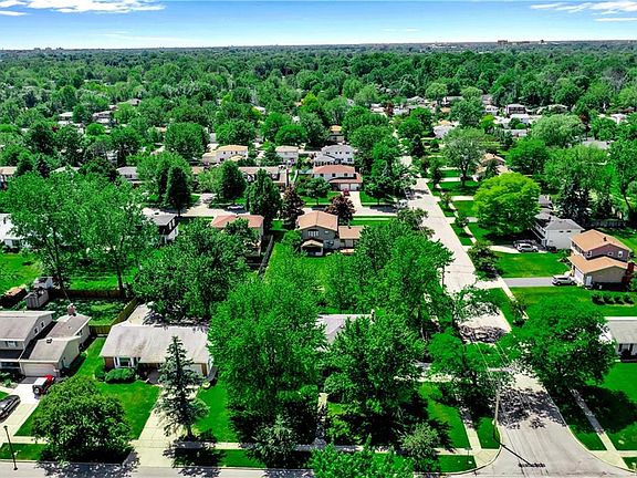 5th image of 89 Macarthur Dr