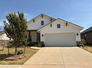 3121 Old Frisco Rd, Norman, OK 73069