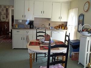 5th image of 6993 Huron Ave