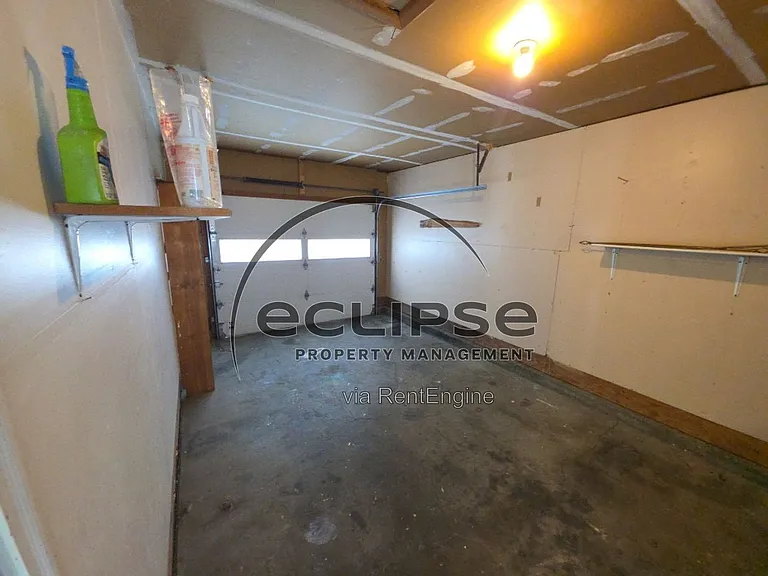721 Lee Dr — Photo 23
