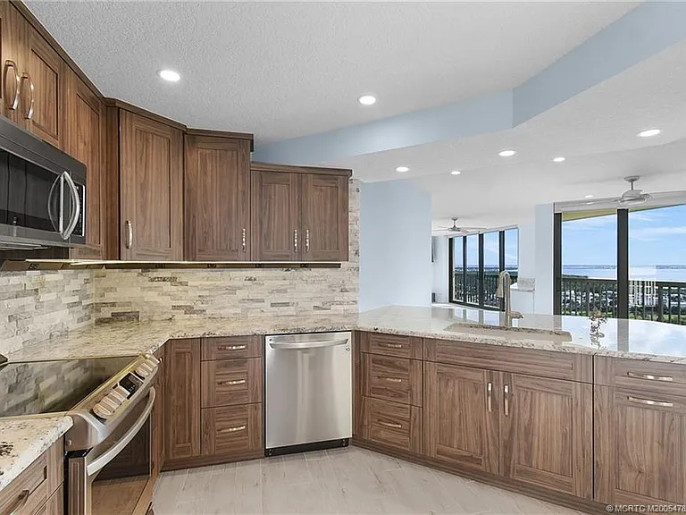 9550 S Ocean Dr #1610 — Photo 7