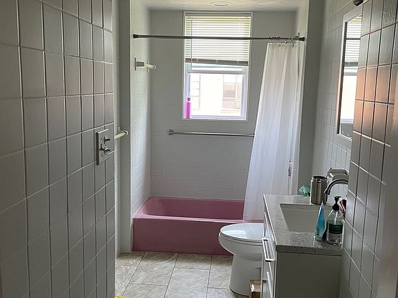 5th image of 7 Pearl St APT 2