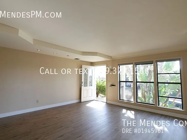 College Rental on 54th St. — Photo 14
