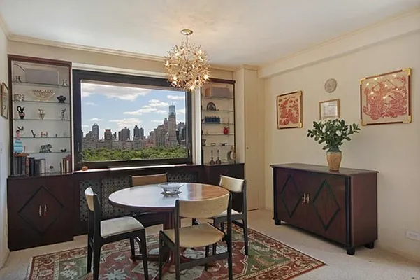 Sold by Corcoran | media 3